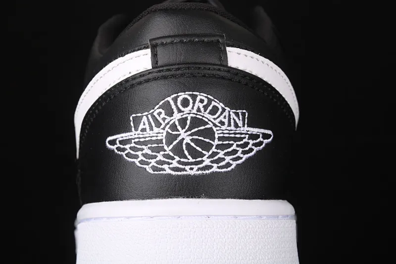 All categories Air Jordan Jordan series basketball shoes Air Jordan 1 Low Air Jordan 1 Low AJ1 Joe 1 low-top black and white cultural and leisure sports sneakers AO9944-001